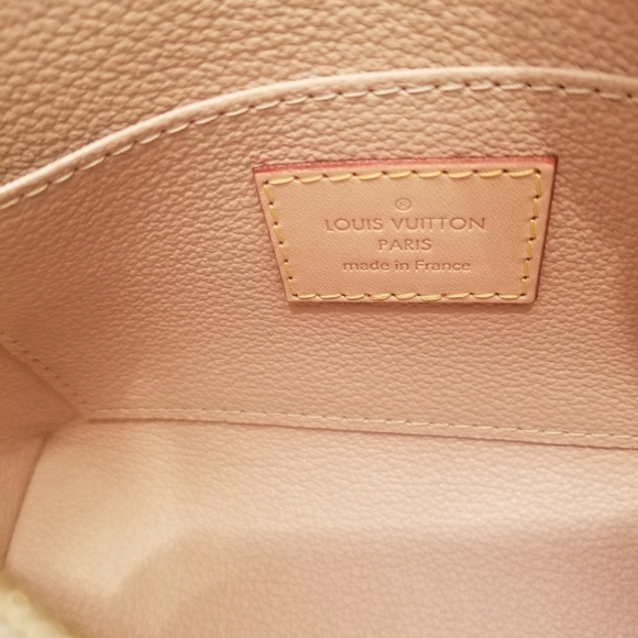 ***SOLD*** Authentic Louis Vuitton Cosmetic Pouch - Picture 15 of 16